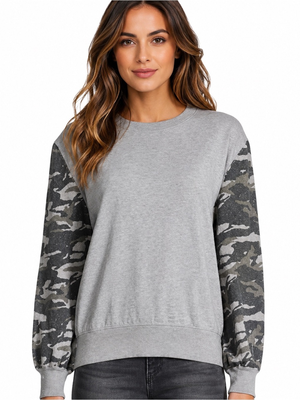 Monrow Camo Contrast Sleeve Cotton Cashmere
Blend Sweater Sweatshirt Size M